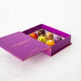 YOLANDAS CHOCOLATIERS BOX OF 6 BONBONS
